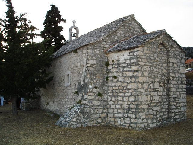 Chiesa di san vito con cimitero seget gornji